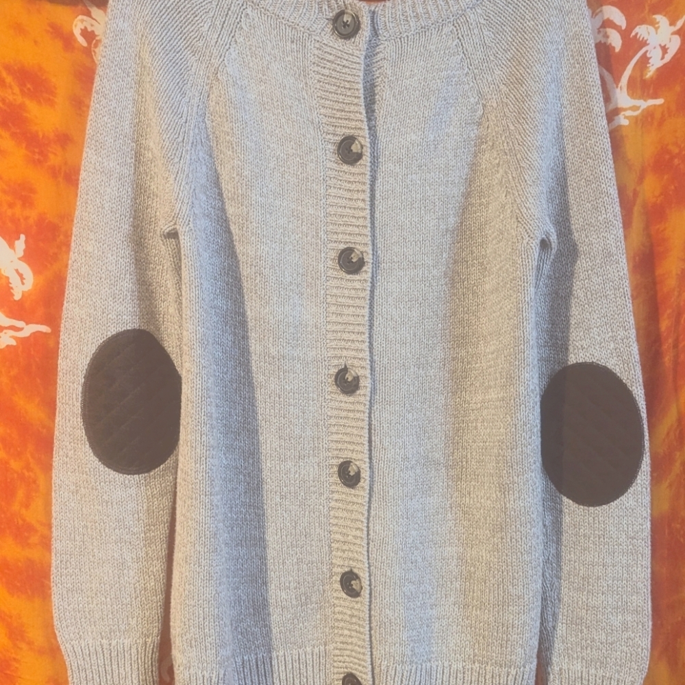 Knit sweater